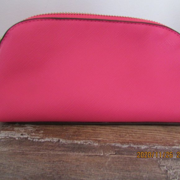 VICTORIA'S SECRET BAG - Picture 2 of 4